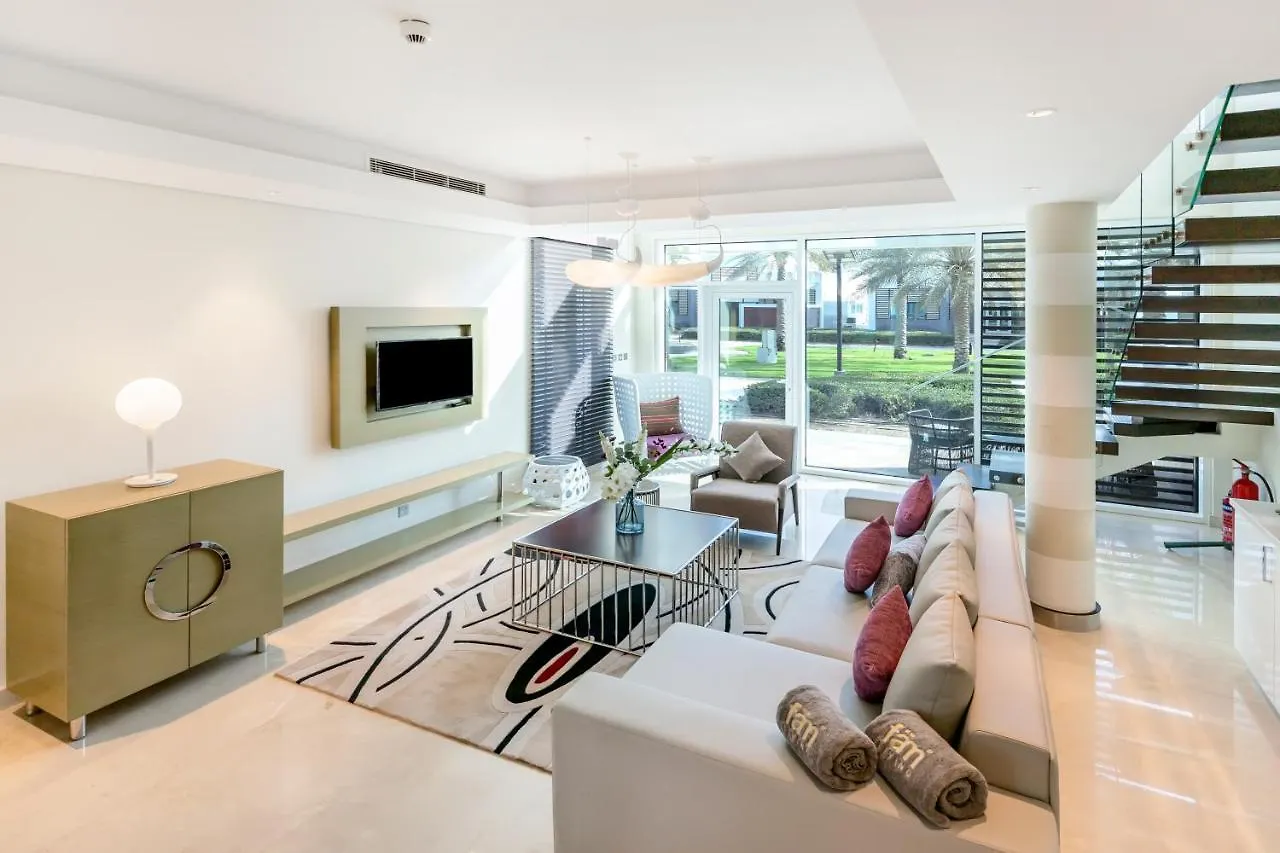 Fam Living - Sarai Beach Villas - Palm Jumeirah - Families Only Dubai