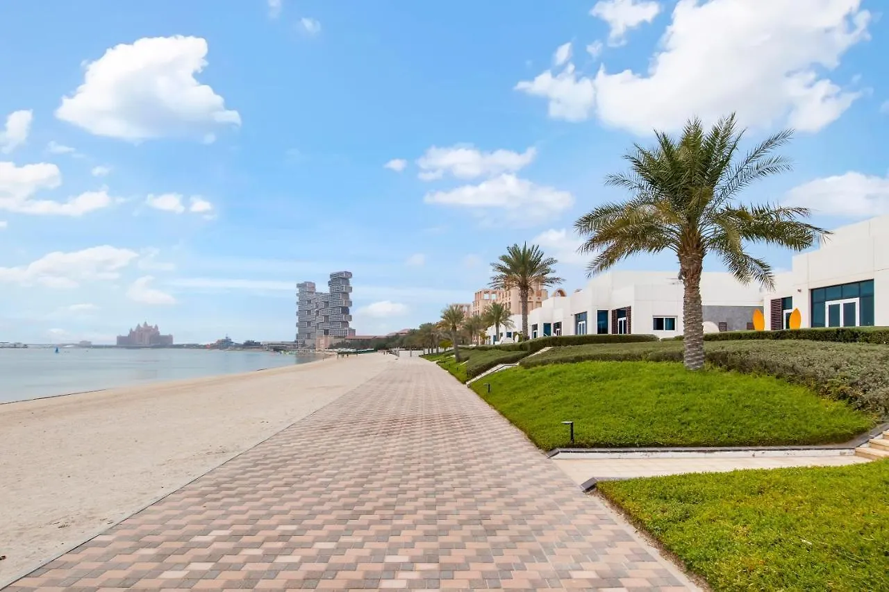 Fam Living - Sarai Beach Villas - Palm Jumeirah - Families Only Dubai 0*,