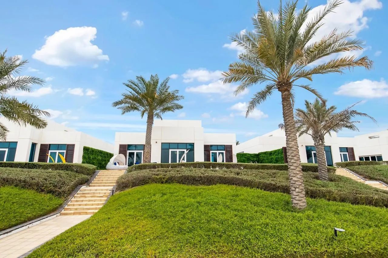 Fam Living - Sarai Beach Villas - Palm Jumeirah - Families Only Dubai
