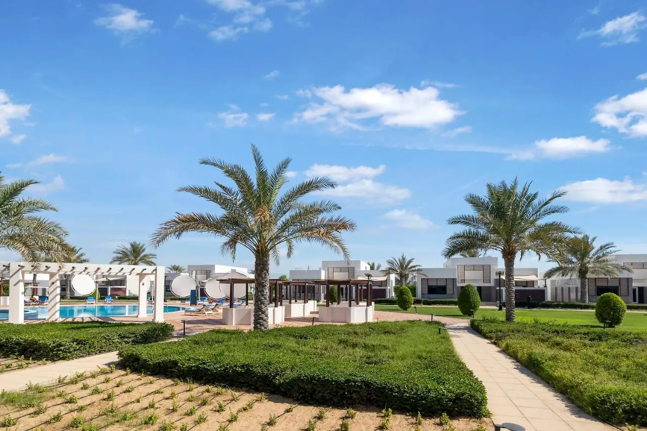 Fam Living - Sarai Beach Villas - Palm Jumeirah - Families Only Dubai