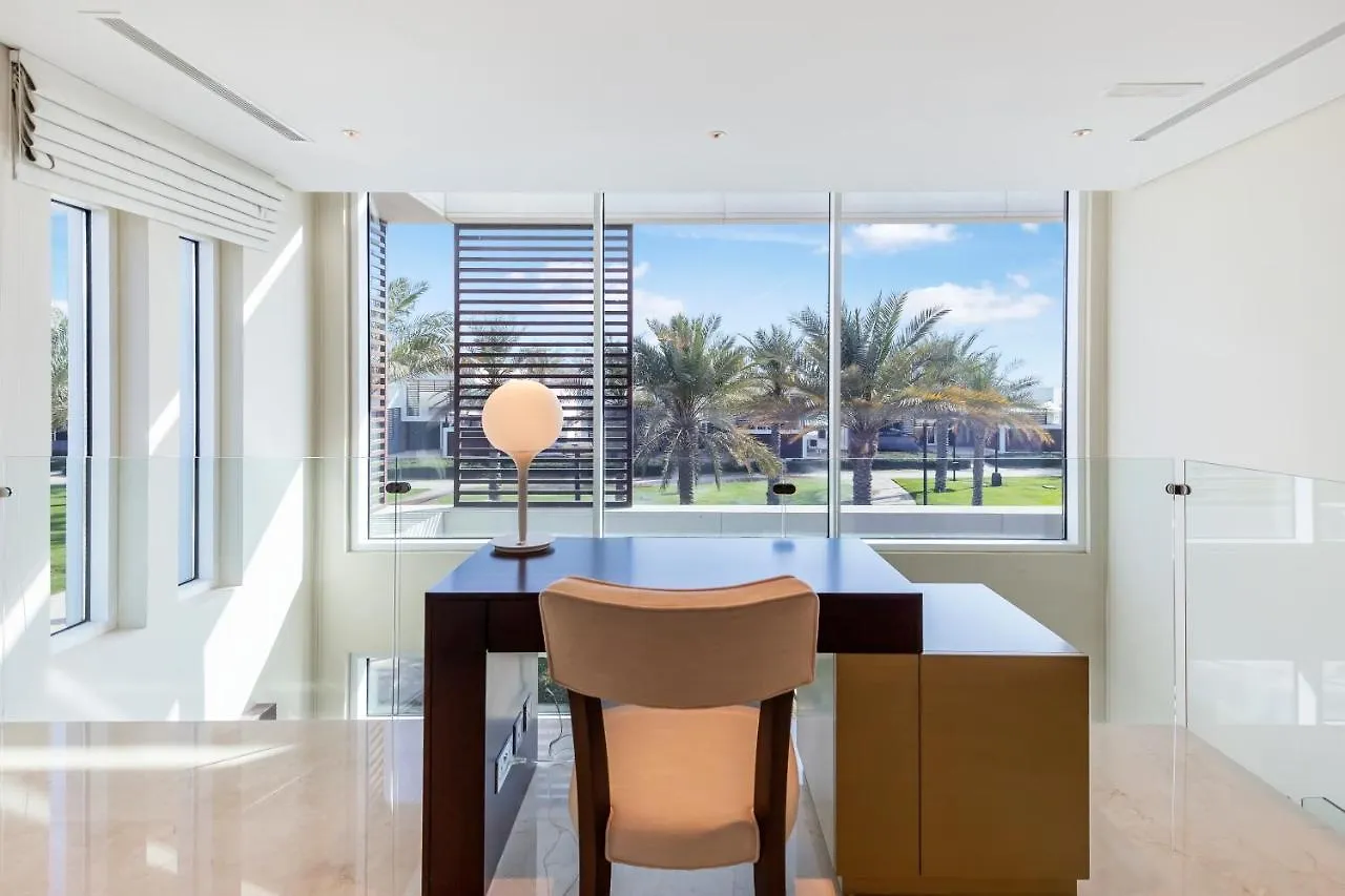 Fam Living - Sarai Beach Villas - Palm Jumeirah - Families Only Dubai